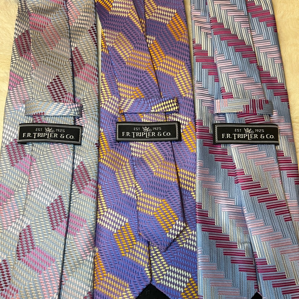 Elegant Geometric Patterned Silk Ties Set - image 5